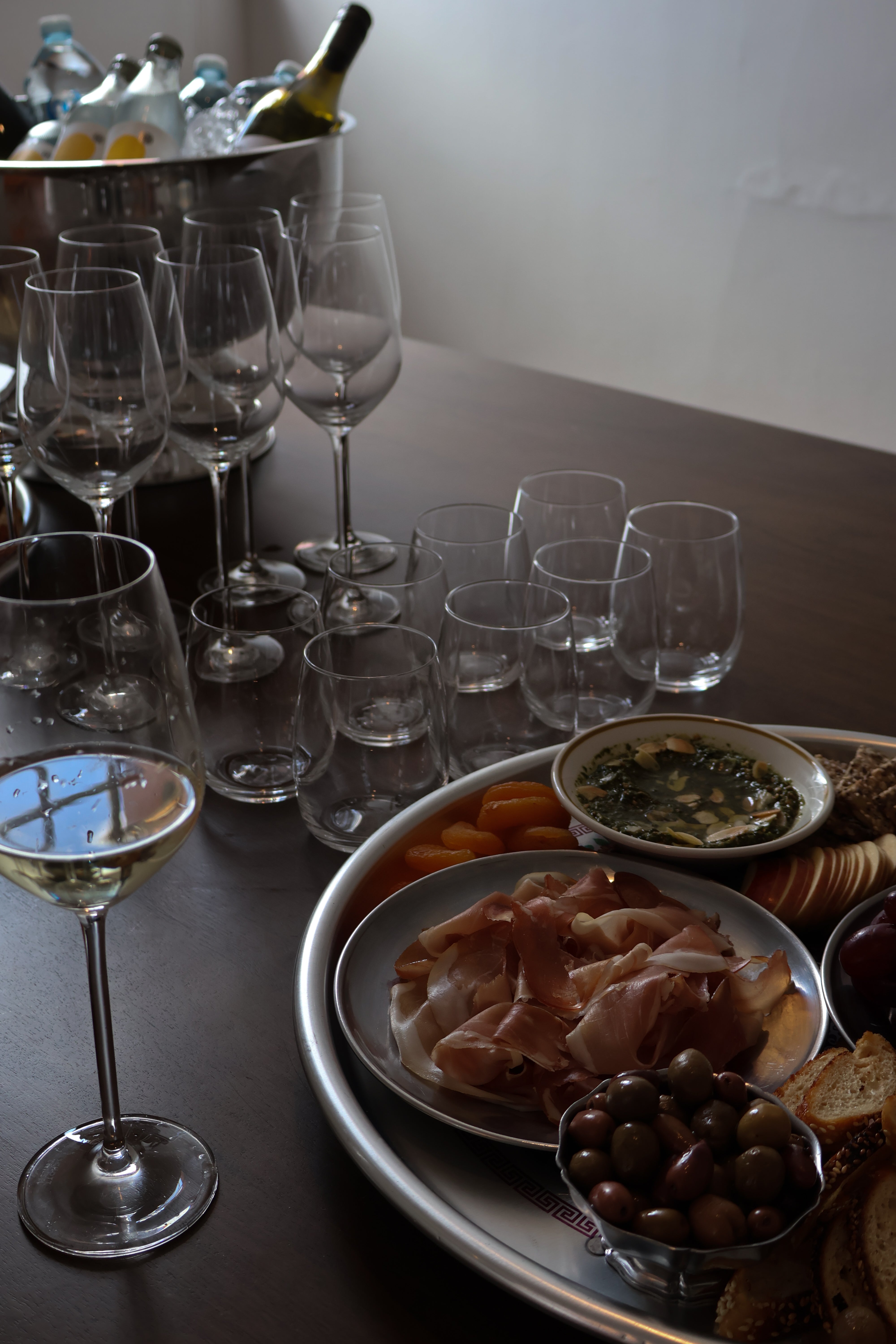 Wax Ring Forming Class with Metal and Dust